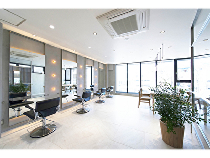 hair salon Gallica 青山店