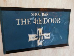 Shot Bar THE 4th DOOR